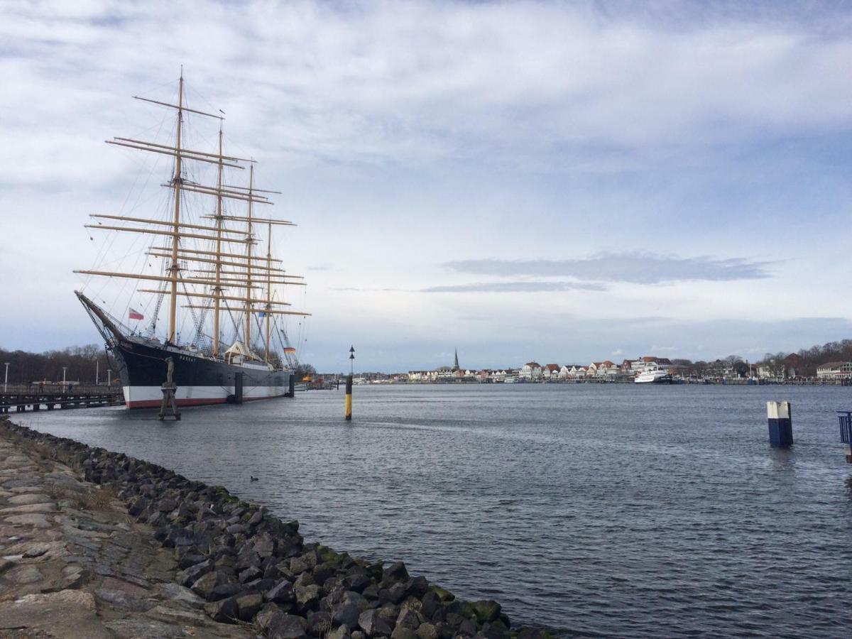 Ostseeferienwohnung Storchennest Dassow Esterno foto